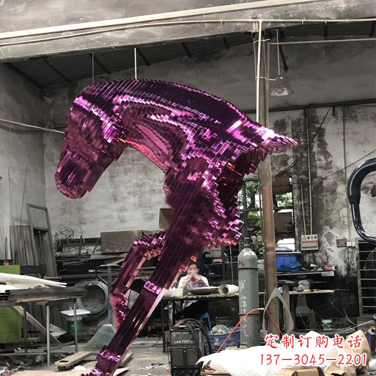 潍坊烤漆创意不锈钢马头雕塑