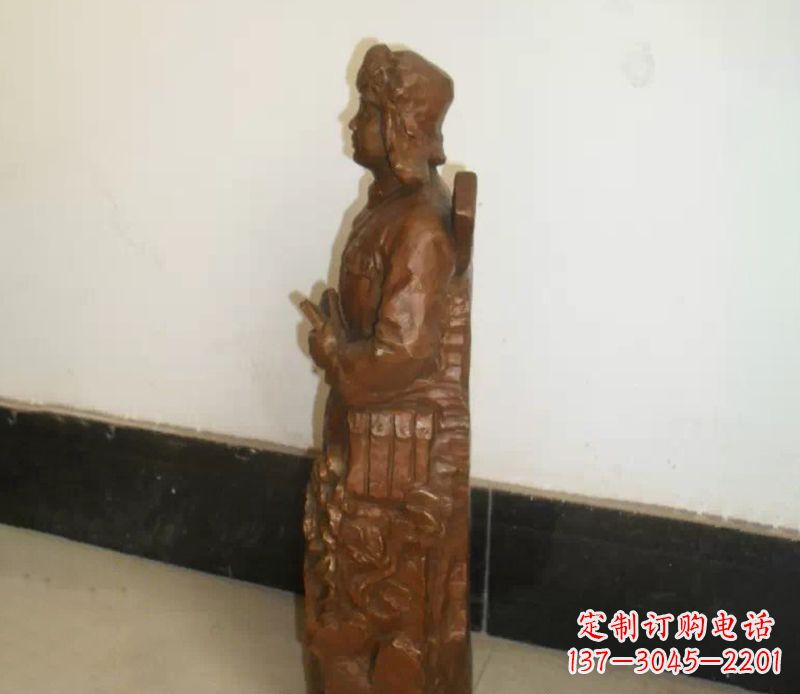 潍坊精致纪念——雷锋铜雕