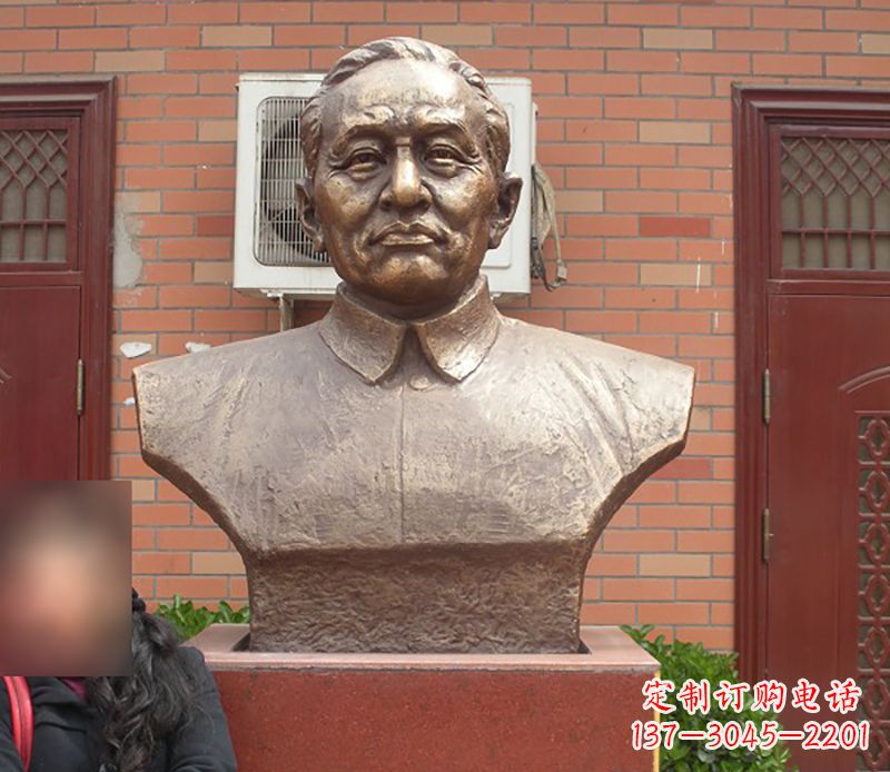 潍坊铜雕李四,与众不同的光头匠艺