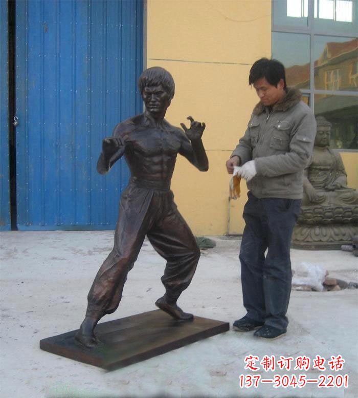 潍坊答案,不足500字部分不计分。
