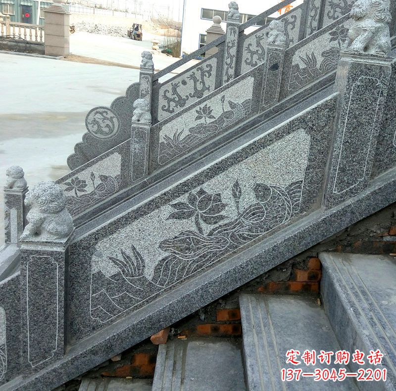 潍坊莲花青石栏板雕塑