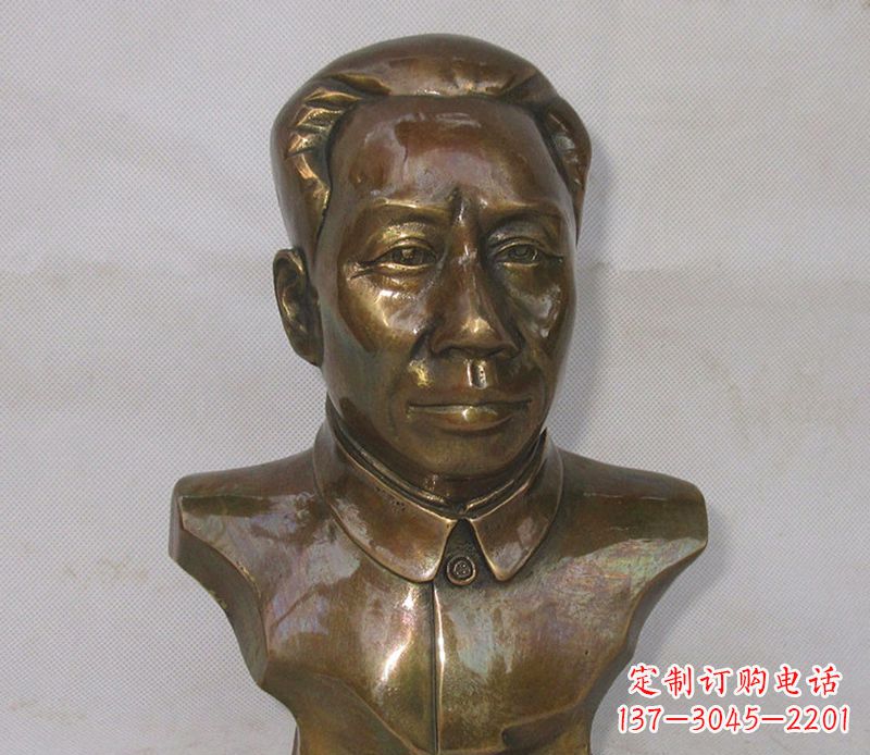潍坊传承中华文化,珍藏刘少奇雕塑