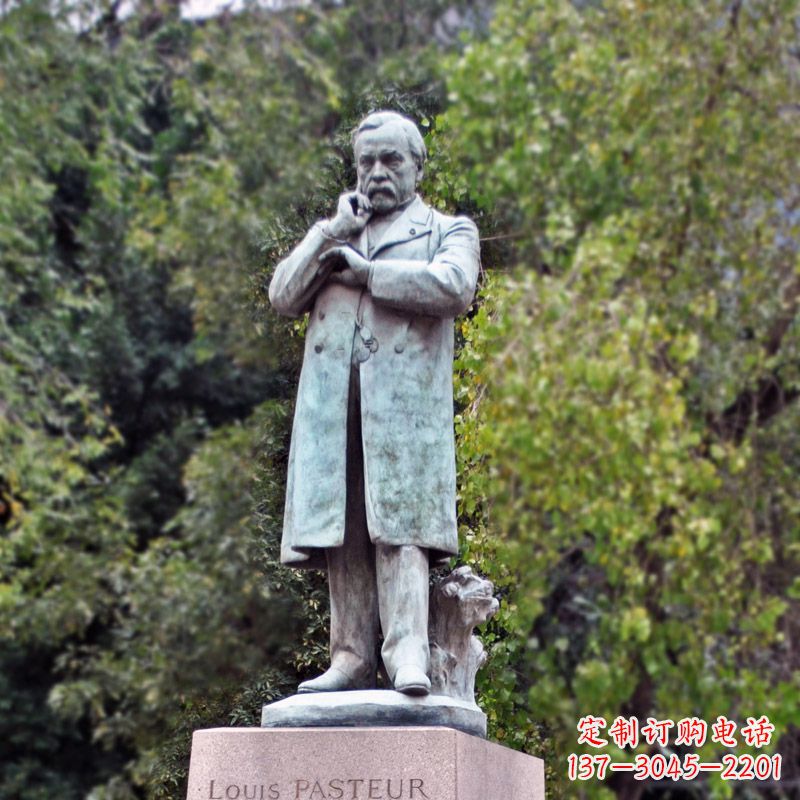 潍坊领雕塑-路易斯·巴斯德站姿雕像