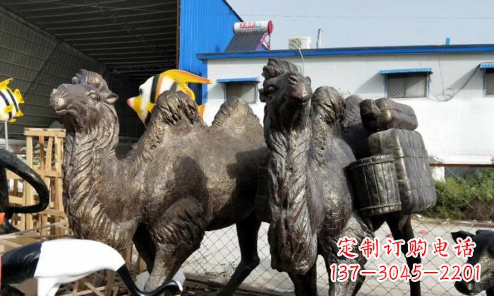 潍坊骆驼铜雕塑 (2)