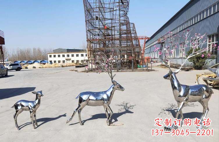 潍坊梅花鹿不锈钢雕塑，惊艳于众
