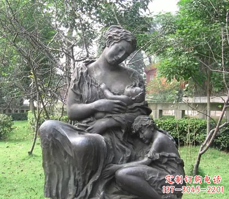 潍坊铸造母爱——母亲铜雕塑