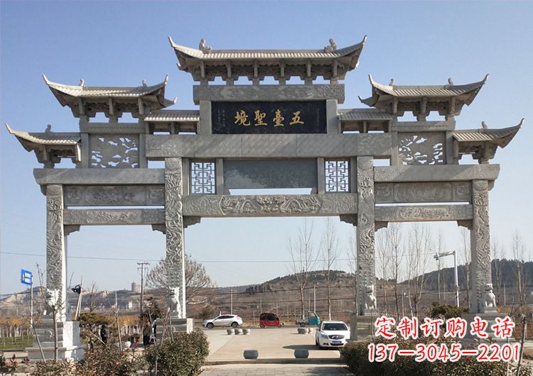 潍坊青石牌坊雕塑：精美瑰丽古朴简洁