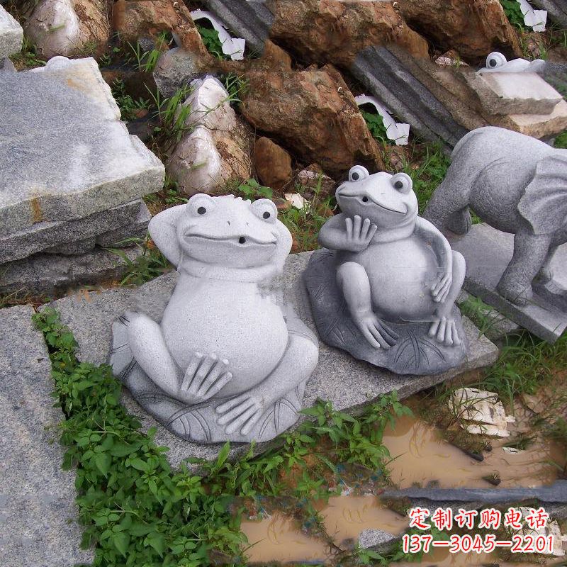 潍坊别具一格的青石青蛙喷水雕塑
