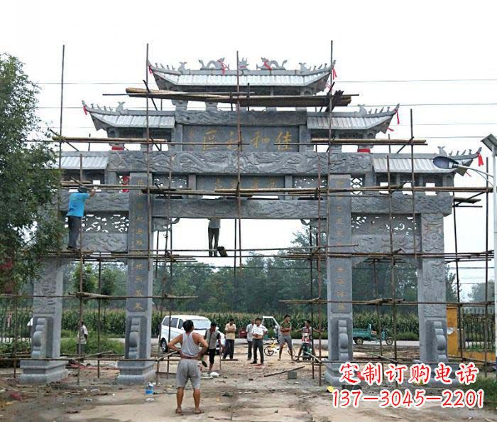 潍坊三门牌坊石雕-传统工艺制作出行业领先的雕塑