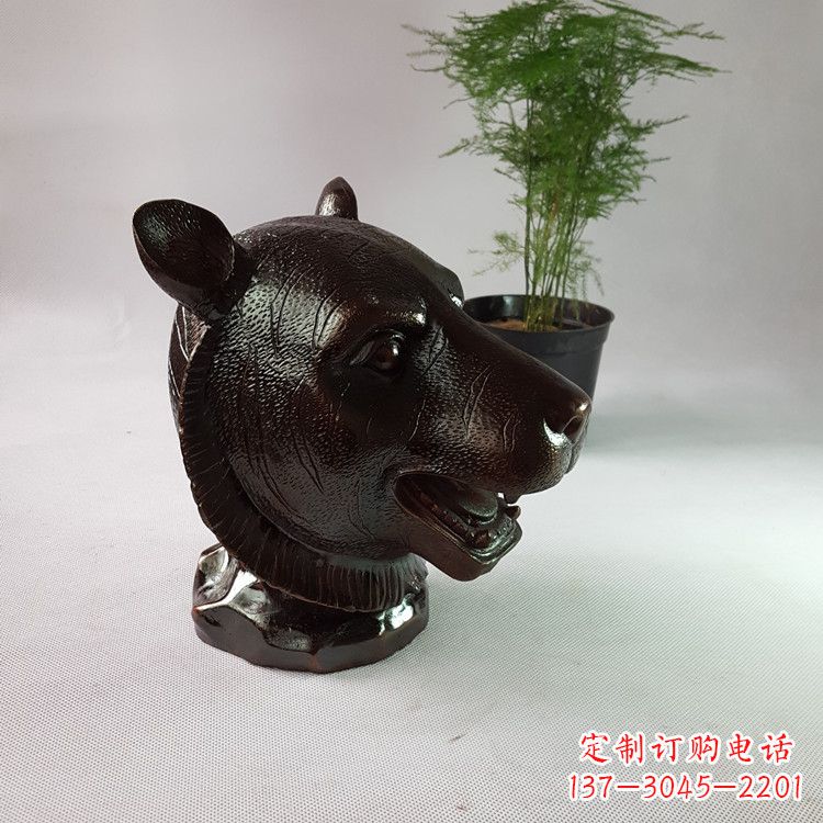 潍坊注入传统元素的生肖铜雕
