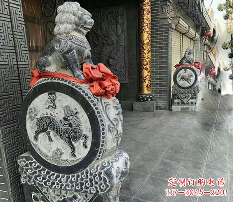 潍坊狮子抱鼓石门墩雕塑,体现古典风格