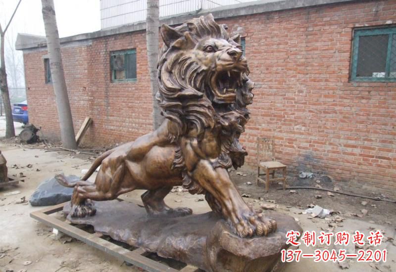 潍坊高雅华贵的狮子铜雕