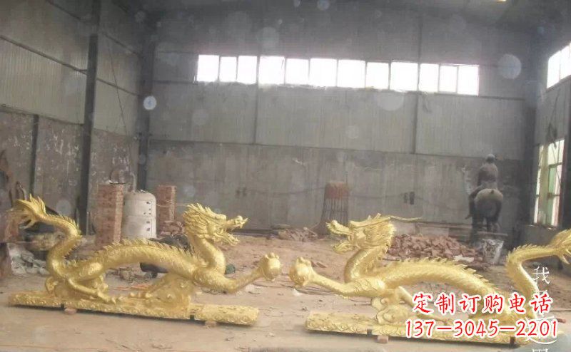 潍坊双龙戏珠广场铜雕 (2)