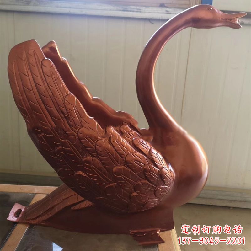 潍坊天鹅铜雕塑,喷泉吐水天鹅装饰摆件