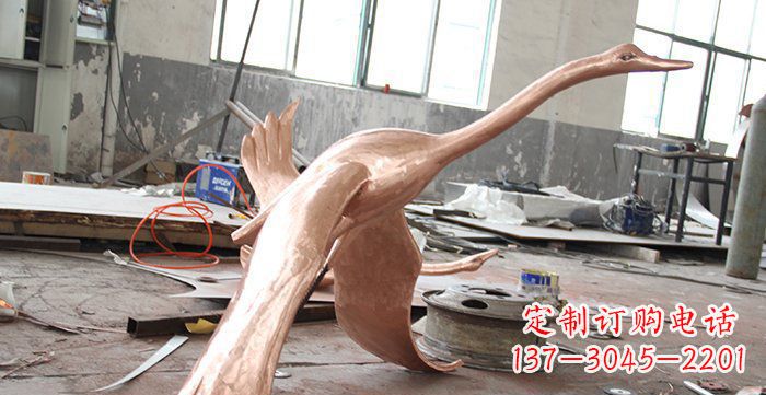 潍坊天鹅铸铜动物铜雕