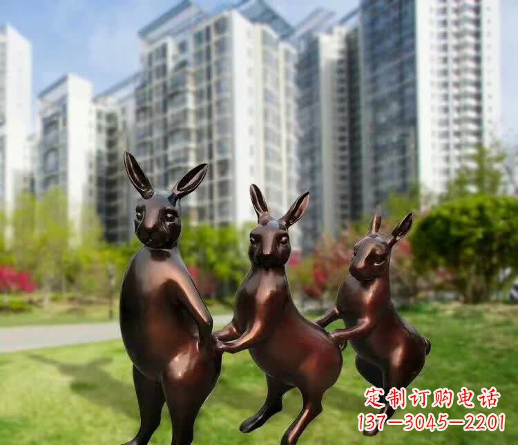 潍坊铜雕广场动物兔子