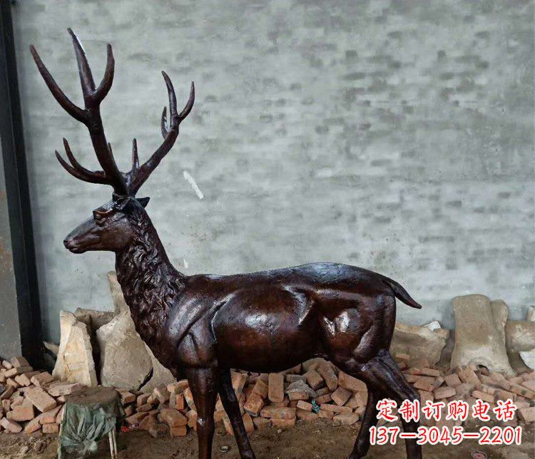潍坊铜雕户外公园动物雕塑鹿摆件