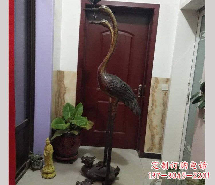 潍坊铜雕仙鹤踩龟雕塑摆件 (2)