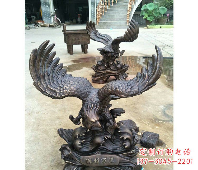 潍坊铜雕园林飞鹰动物雕塑
