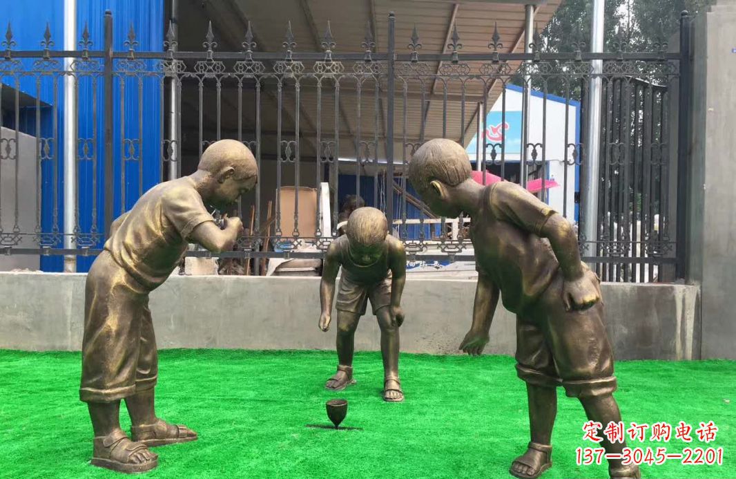 潍坊玩陀螺儿童铜雕塑