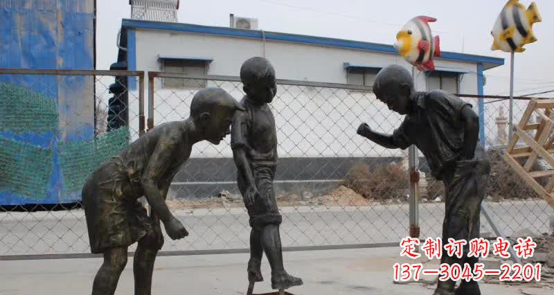 潍坊玩陀螺人物铜雕