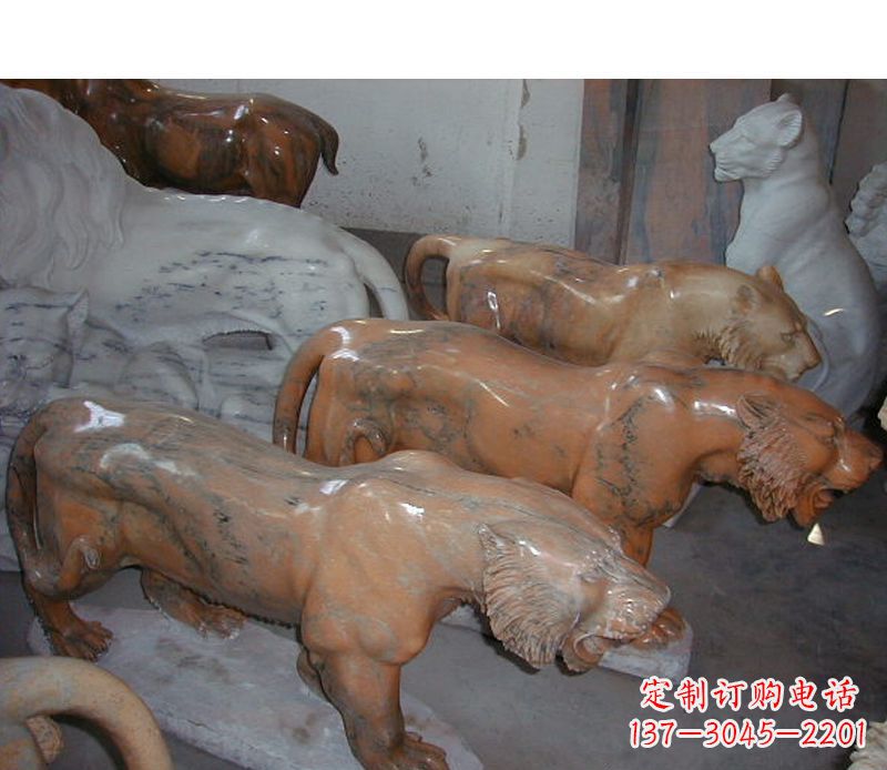 潍坊晚霞红动物老虎石雕