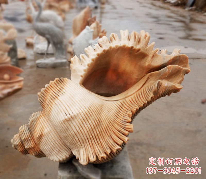 潍坊晚霞红海螺石雕广场景观雕塑