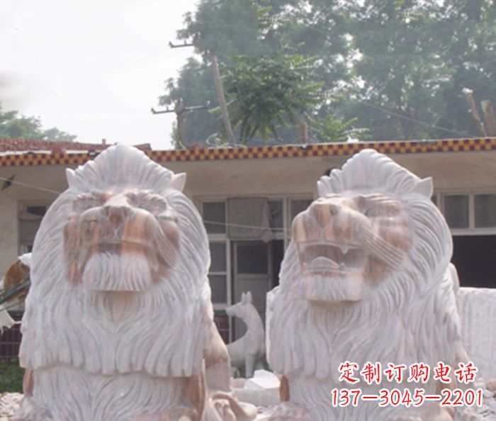 潍坊晚霞红欧式石雕狮子