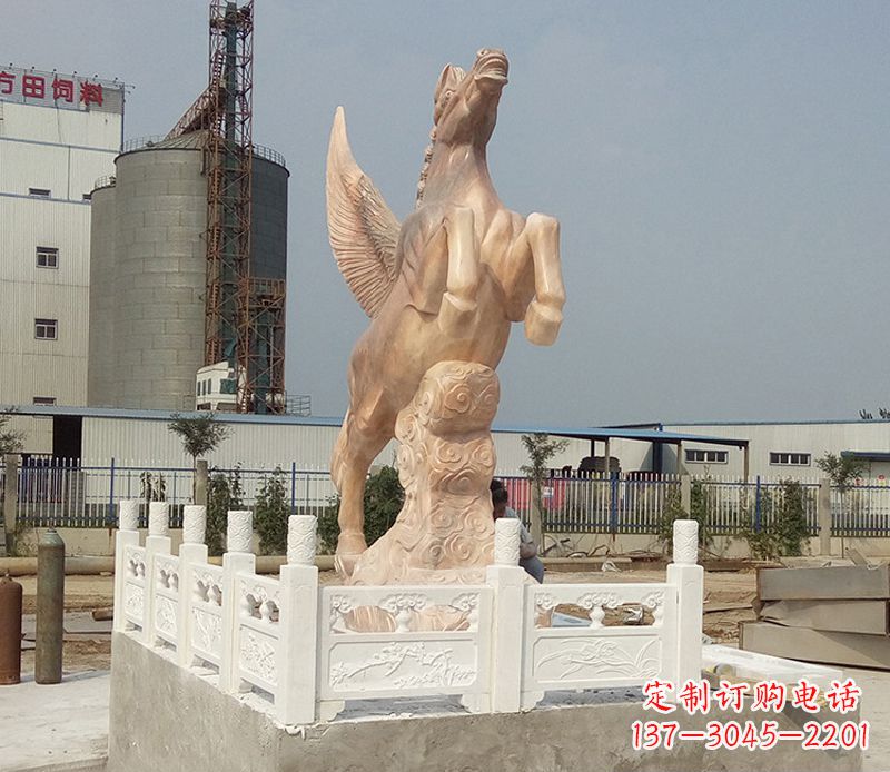 潍坊晚霞红祥云飞马企业景观石雕