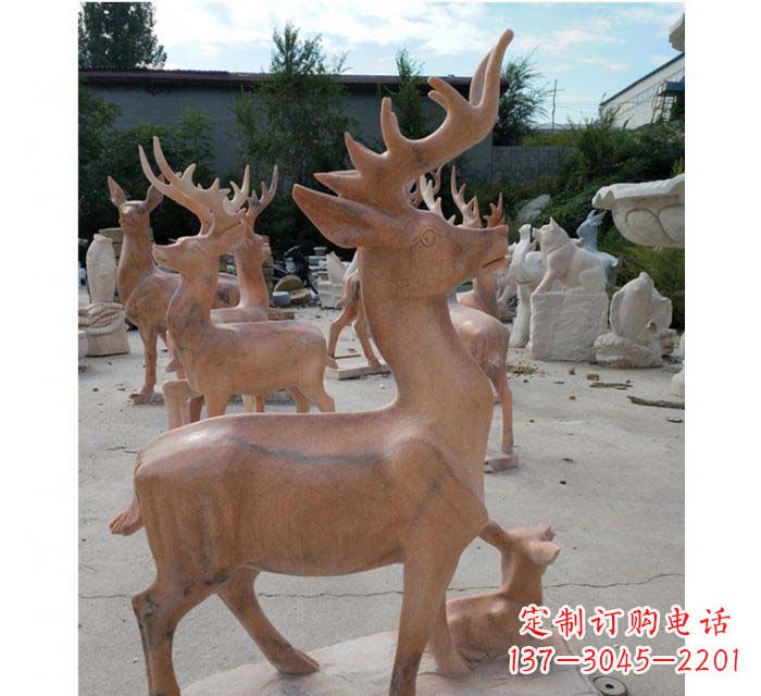 潍坊晚霞红驯鹿动物公园石雕