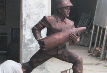 潍坊铜雕炮弹战士，象征勇气和决心