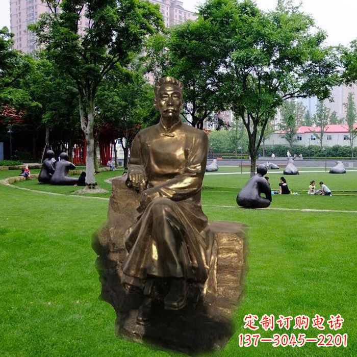 潍坊校园名人鲁迅先生玻璃钢仿铜雕像