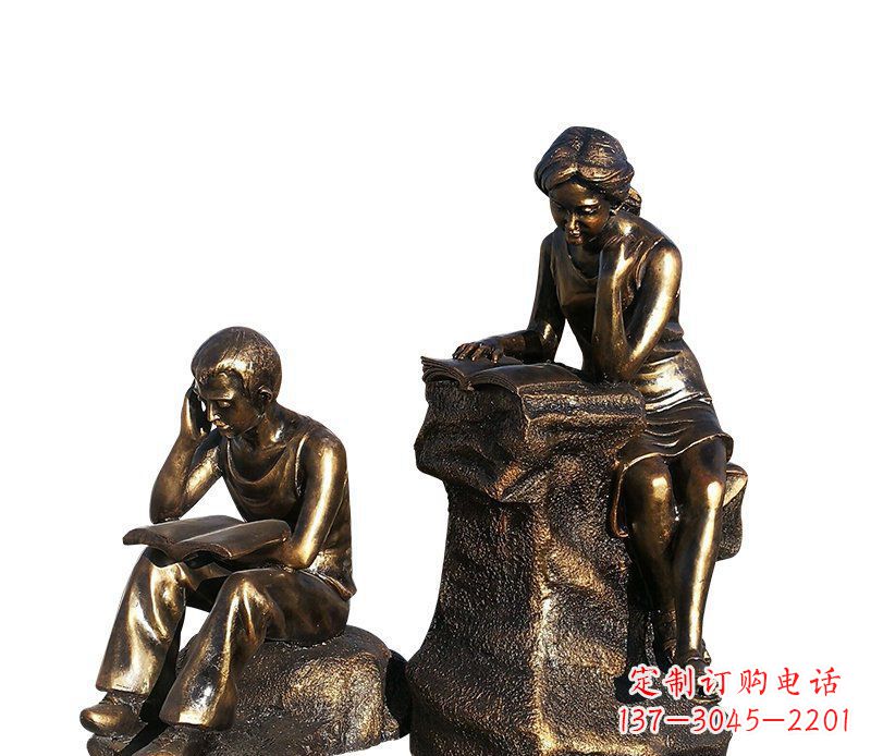 潍坊校园铸铜学生看书人物雕塑
