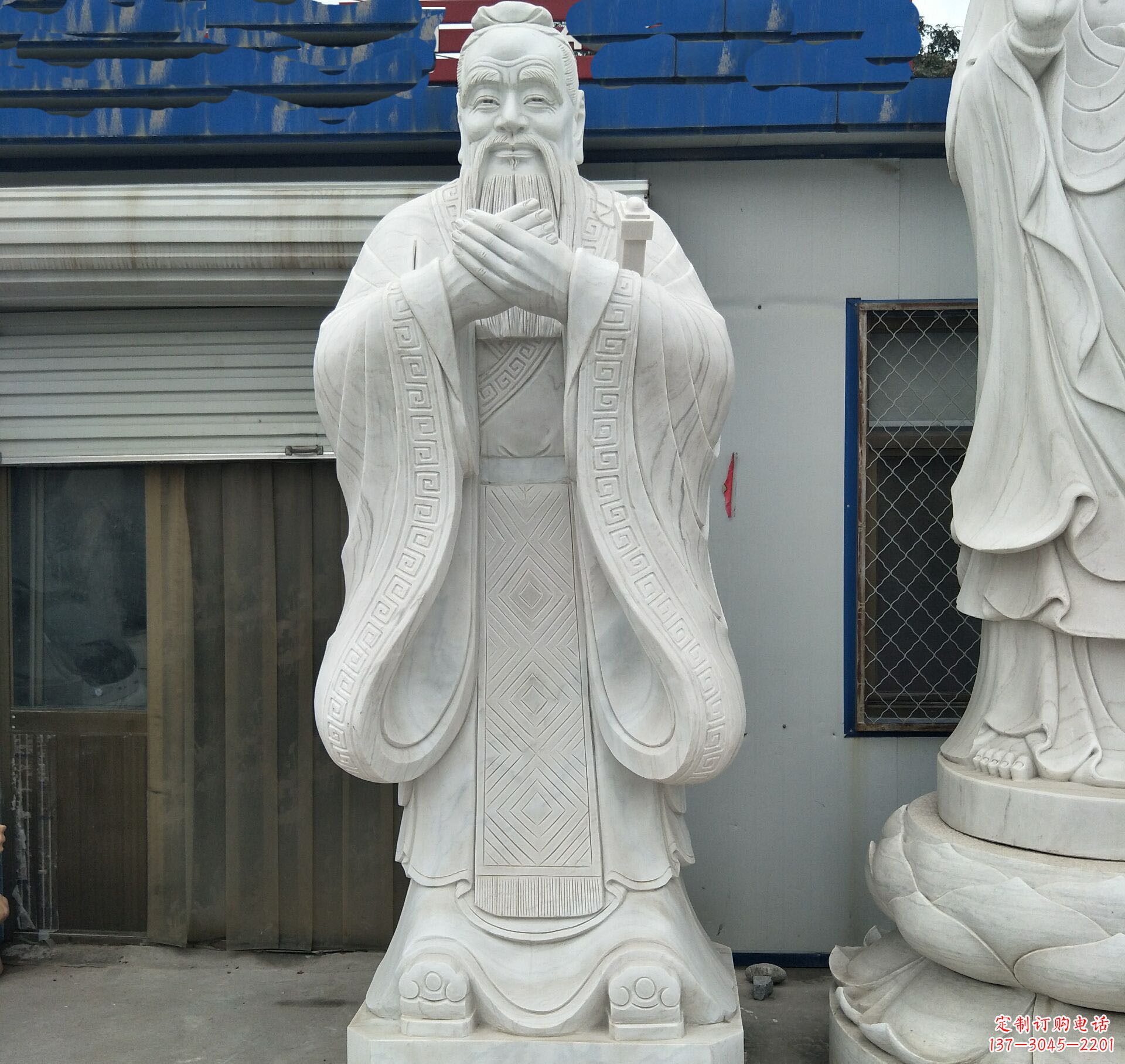 潍坊学校礼仪孔子石雕