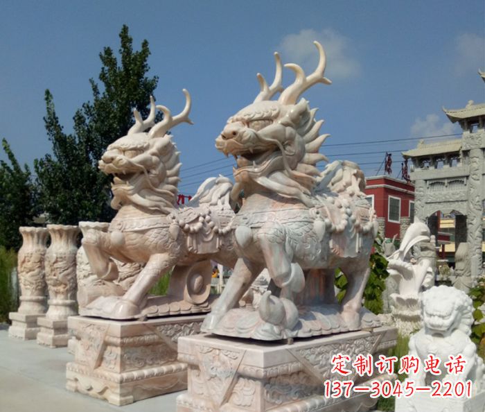 潍坊招财神兽晚霞红石雕麒麟