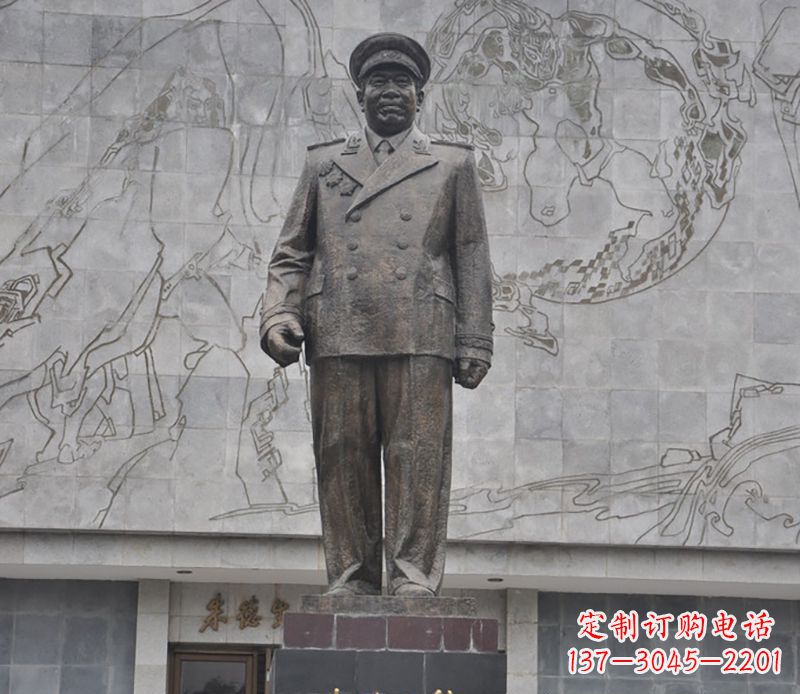 潍坊朱德人物铜雕 