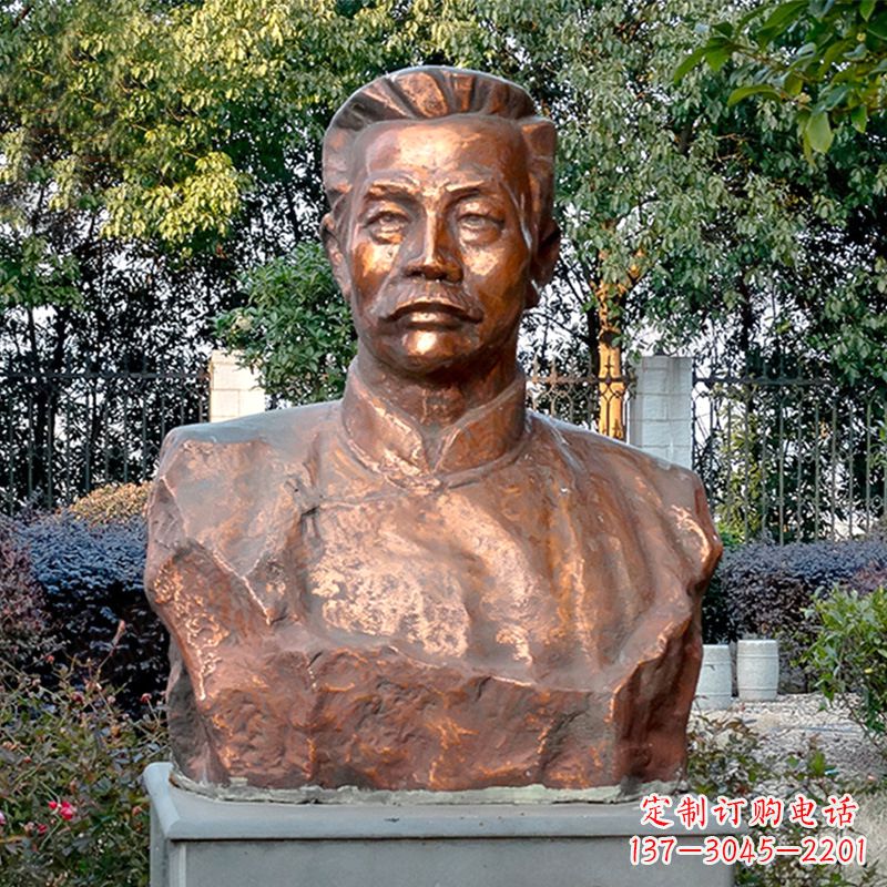 潍坊铸铜鲁迅半身像雕像