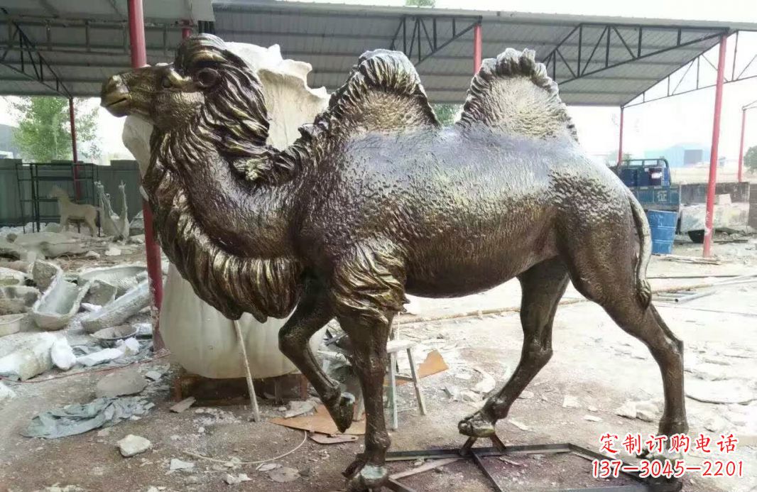 潍坊铸铜骆驼雕塑 (2)