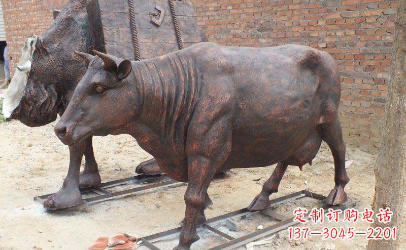 潍坊铸铜奶牛公园动物铜雕
